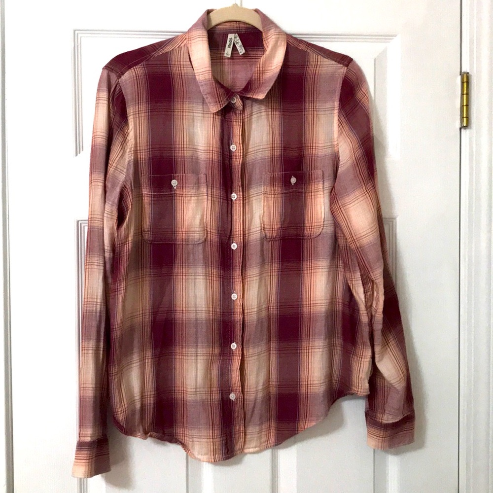 Women’s flannel Mudd shirt size L